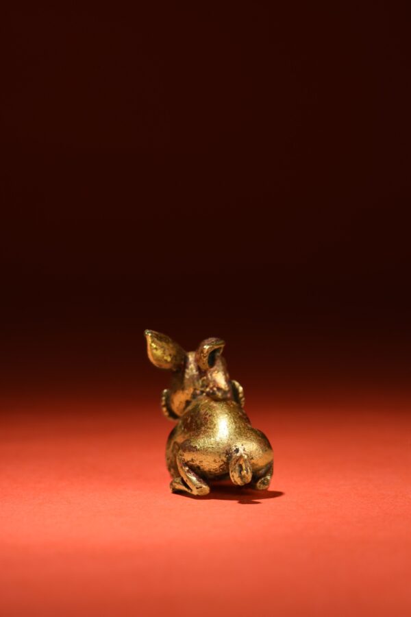 漢 銅鎏金幼兔 - 漢代 銅鎏金 金 銅 兔