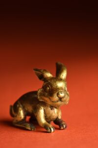 漢 銅鎏金幼兔 - 漢代 銅鎏金 金 銅 兔