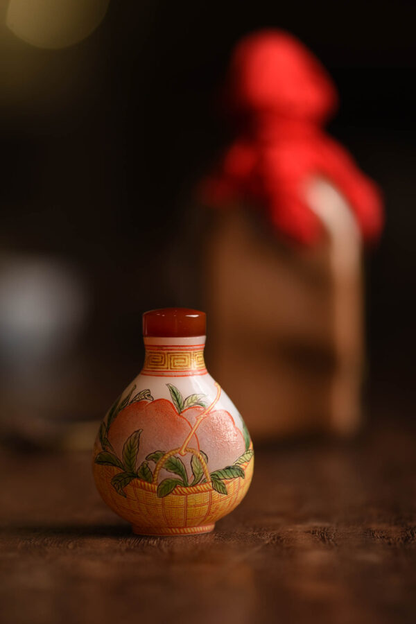 文革時期 由鳳華 料胎 鼻煙壺 士拿乎 snuff snuff bottle