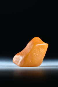 蕭凱中 琥珀 ChineseSealStone SoftStone Seal Chinese Amber